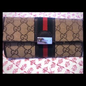 Gucci wallet